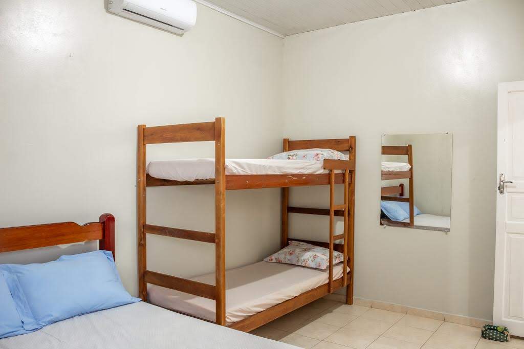 Detalhes decorativos da Casa Amarela que tornam a estadia ainda mais especial em Alcobaça-BA